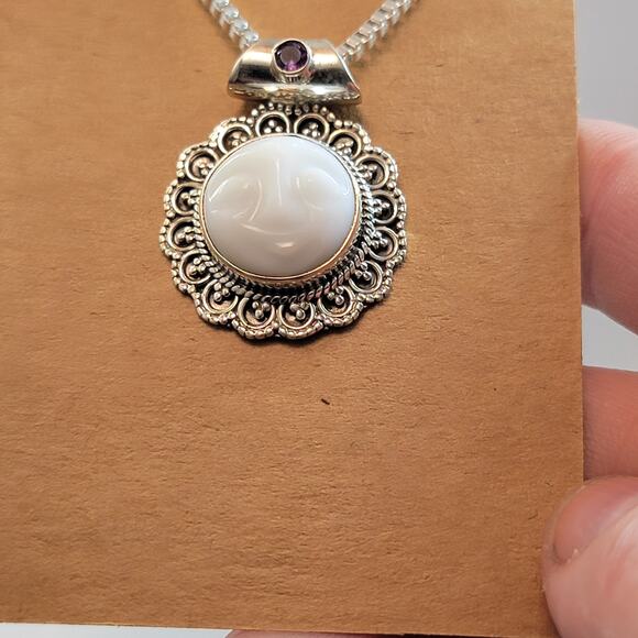 Vintage Silver Necklace with Moon Face Pendant Mother of Pearl and Purple Gem - Picture 6 of 10
